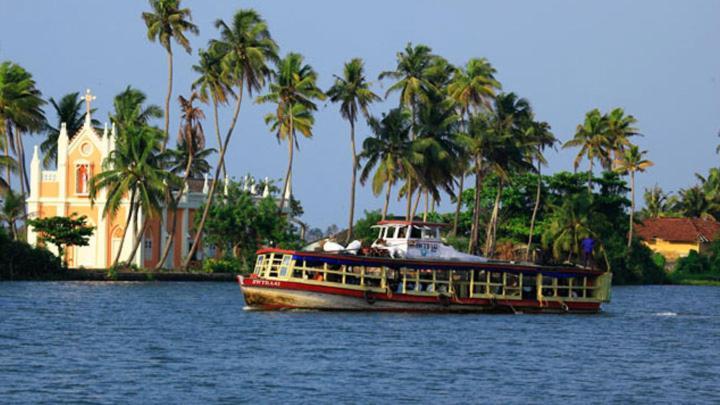 Sea Breeze Homestay Alappuzha