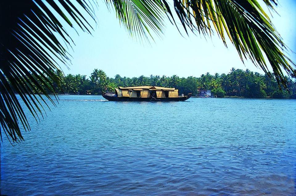 Sea Breeze Alappuzha